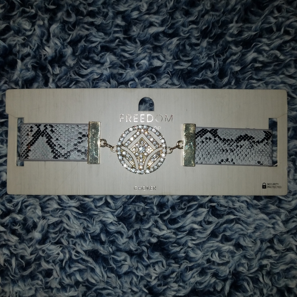 Topshop choker